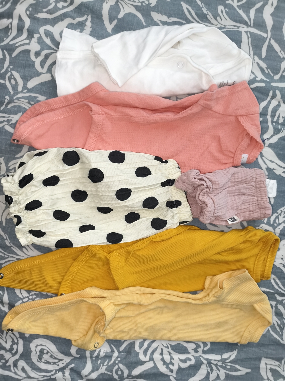 Baby Girl Bundle Of 6 Clothes 6m-9m